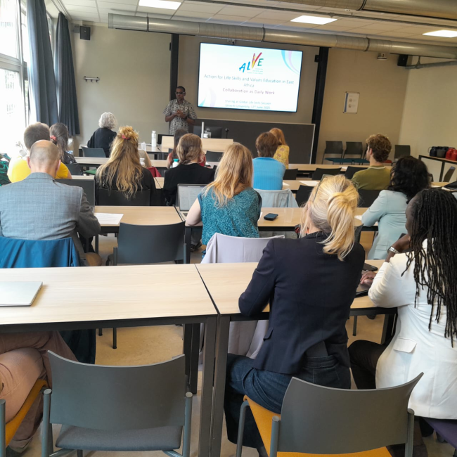 Building a Learning Community with Partners