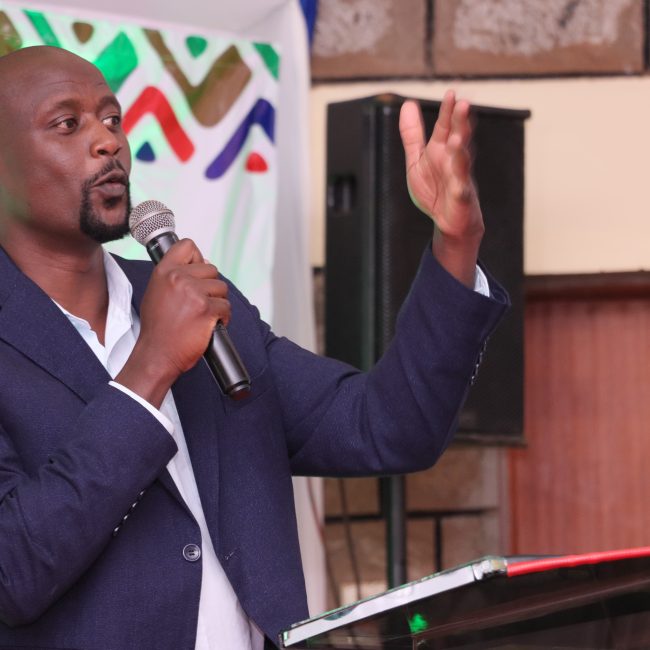 How Teachers Can Leverage Evidence to Transform Classroom Practices in Kenya. Wisdom from Bro. Teacher Peter Tabichi